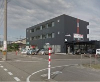 コメント インターネット無料♪敷地内融雪駐車場あり（2台まで）。
県道6号線沿いで視認性良好！店舗・事務所などご利用様々。商業施設充実の立地です。