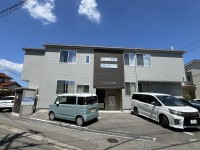 ライトレール「奥田中学校前」停450m 全室角部屋
オートロック・防犯カメラ・TVモニターホンで防犯対策◎